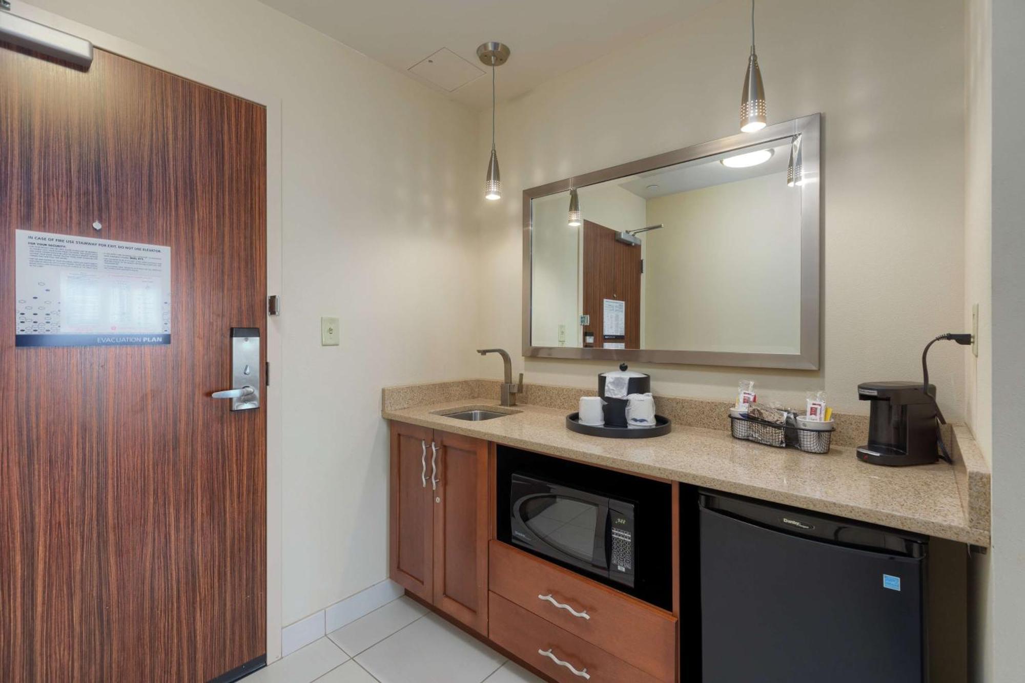Hampton Inn & Suites Owensboro Downtown Waterfront Zewnętrze zdjęcie